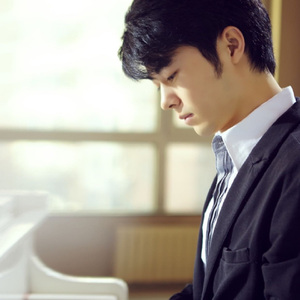 白丝美女被❌爆乳英文网站
